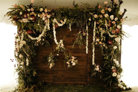 Boho Floral + Romantic Vintage Inspired Wedding Ceremony Backdrop Ideas | Wedding ceremony ...