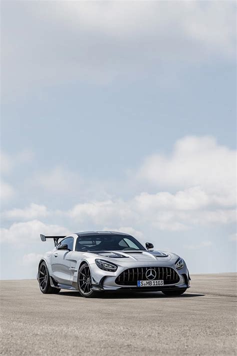 2021 Mercedes-AMG GT Black Series Phone Wallpaper 002 - WSupercars