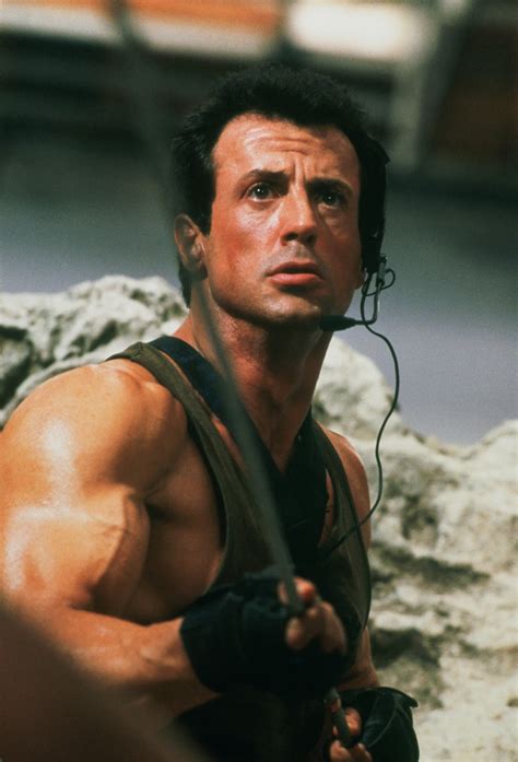 CLIFFHANGER - Fotografii | SYLVESTER STALLONE