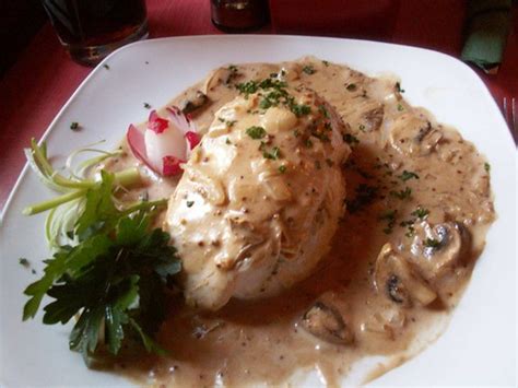 haggis stuffed chicken | carriges lounge bar Insch Aberdeens… | Flickr