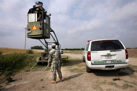 Arizona Deploys First 225 National Guard Members To Mexico Border - I24NEWS