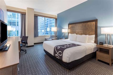 La Quinta Inn & Suites by Wyndham Chicago Downtown Hotel (Chicago (IL)) - Deals, Photos & Reviews