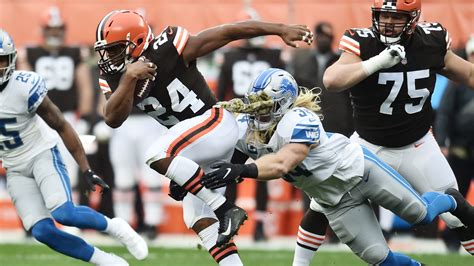 Daily Sports Smile: Browns RB Nick Chubb squats 675 pounds in workout ...