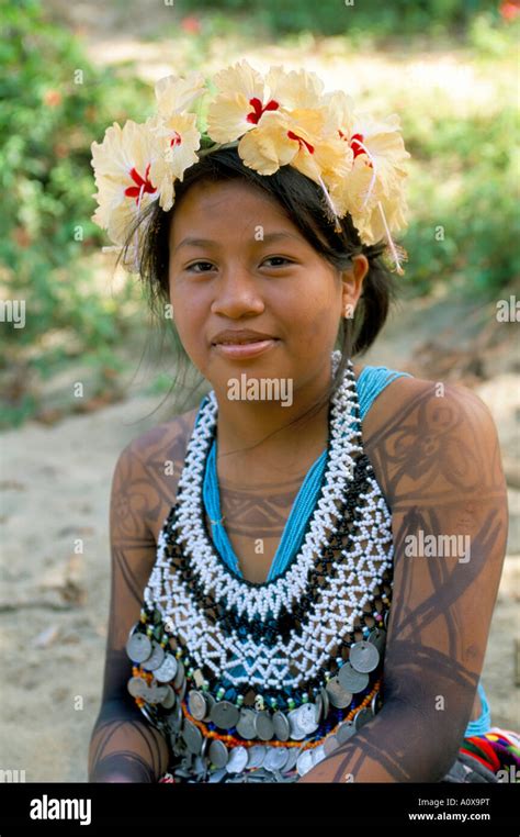Young Embera Indian Soberania Forest National Park Panama Central America Stock Photo - Alamy