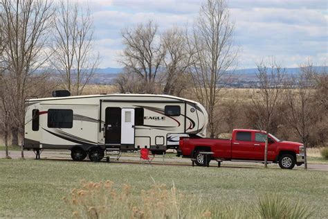 How To Convert A Fifth Wheel Camper To A Bumper Pull? - Team Camping