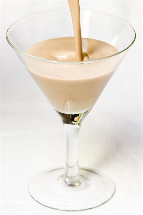 Easy Baileys Irish Cream Drink Recipes | Besto Blog