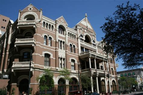 11 Iconic Historic Sites in Austin, Texas - Happy To Be Texas