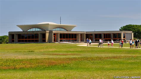 Wright Brothers National Memorial | VISITOR CENTER