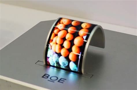 Qualcomm Partners With BOE To Make Flexible OLED Panels