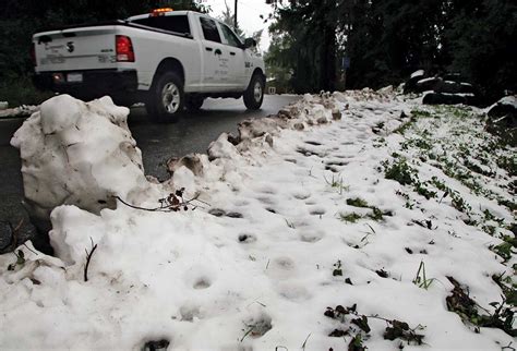 Rare cold weather delivers snow to Los Gatos | Los Gatan | Los Gatos, California