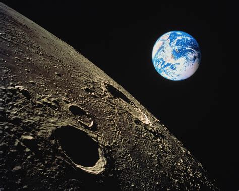 First commercial Earth-to-moon communication relay satellite planned ...