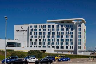 Hotel Photos | Renaissance Edmonton Airport Hotel Photo Gallery