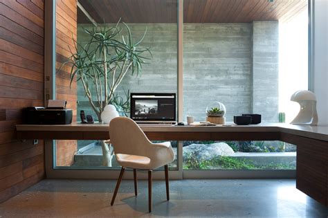 16 Stimulating Modern Home Office Designs That Will Boost Your Motivation