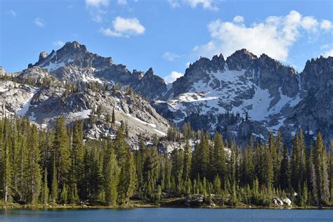 13 Best Hiking Trails in Idaho | PlanetWare