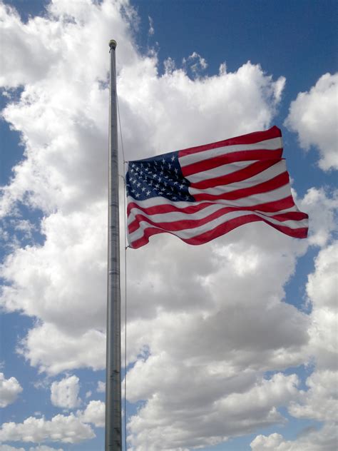 Half-Staff Flags This Weekend - KICD AM 1240