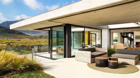 Interior Design | This waterfront home in South Africa is Instagram ...