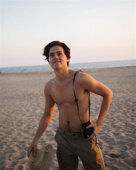 I hope you don’t mind. Cole Sprouse Abs, Cole Sprouse Shirtless, Cole Sprouse Funny, Dylan ...