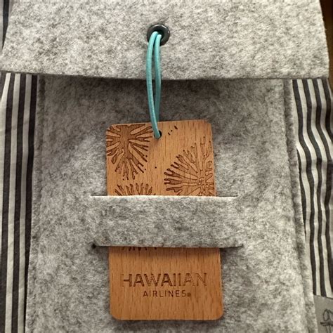 Hawaiian Airlines First Class Amenities Kit - Gem