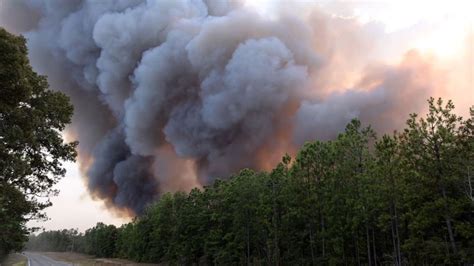 Unprecedented wildfires across Louisiana force multiple evacuations ...