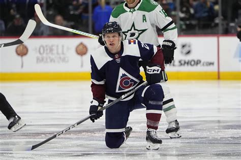 Colorado Avalanche’s Logan O’Connor done for season, playoffs due to ...