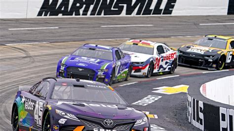 NASCAR race April 16: Martinsville start time, TV, live stream, lineup