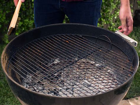 How to Control the Heat When Grilling With Charcoal | Kingsford®