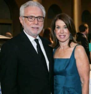 Wolf Blitzer Bio, Wiki, Net Worth, Married, Wife, Kids, Age, Height