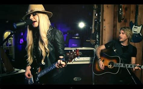 Guitar Center: Orianthi - Heaven in this Hell (Performance ...