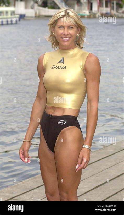 Swimmer sharron davies hi-res stock photography and images - Alamy