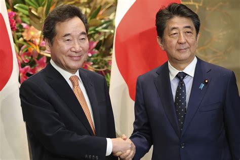 Breakthrough elusive as Abe meets South Korean prime minister amid ...