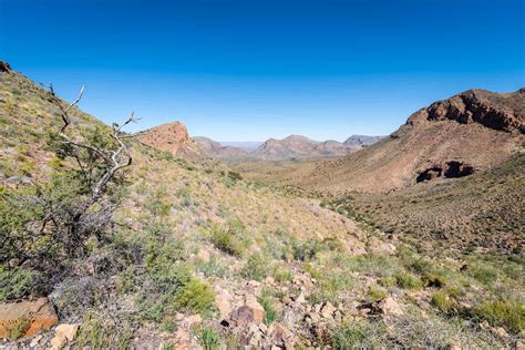 Hiking the Olive Trail in the Namib Naukluft National Park | tobinka