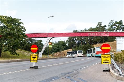 Tallinna-Pärnu-Ikla maanteel tuleb homme arvestada võimaliku ooteajaga - DELFI