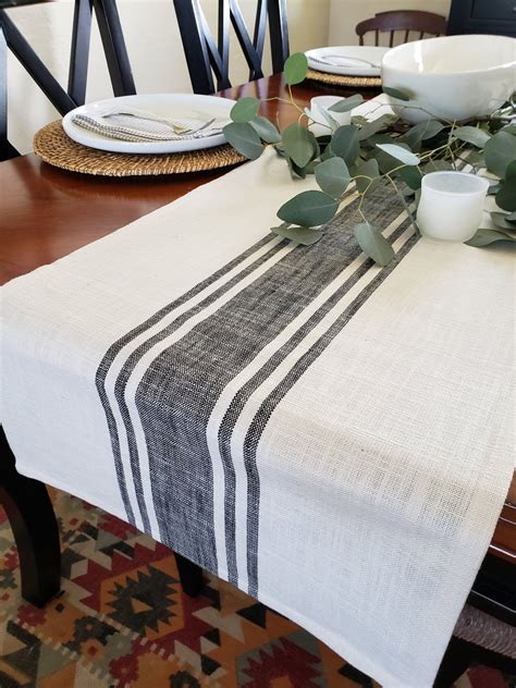 Black And White Farmhouse Table Runner - Design Collection