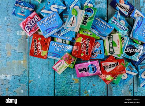 Chewing gum brands hi-res stock photography and images - Alamy