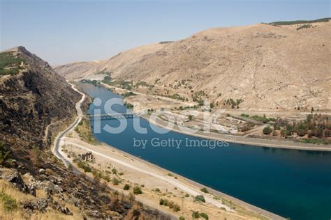 Turkey Dams Euphrates River