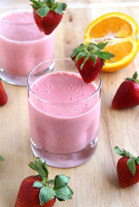 strawberry banana orange juice yogurt smoothie