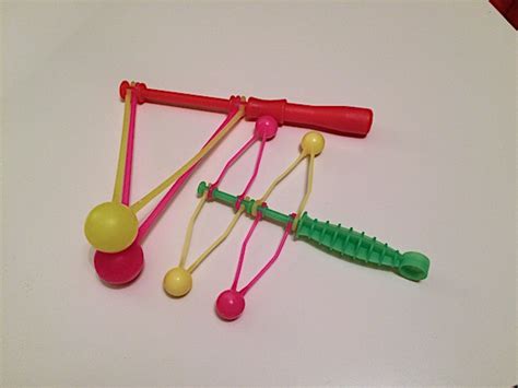 10 physics toys for experiments – STEM activities - Casa Bouquet