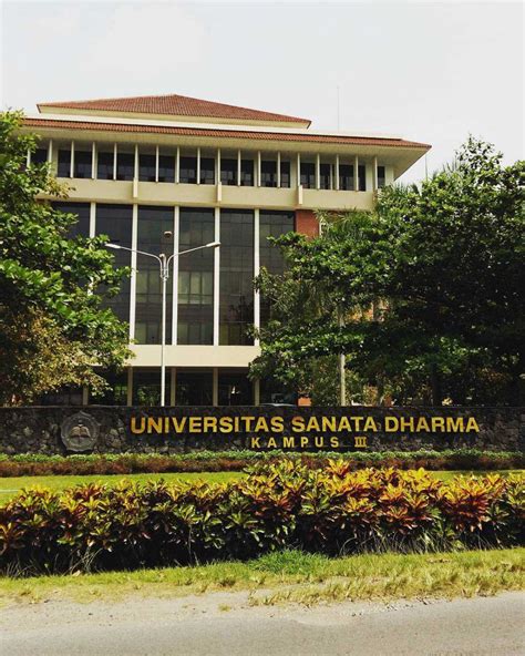 7 Hal Menyenangkan di Universitas Sanata Dharma Yogyakarta