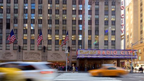 Best Hotels Near Radio City Music Hall, New York from CA $101 | Expedia.ca