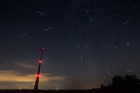 Perseid meteor shower set to dazzle Toronto area skies