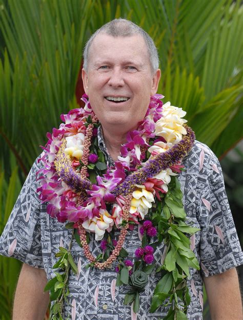 Kailua-Kona man celebrates birthday with firefighters who revived him ...