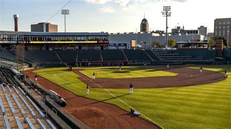 Lansing Lugnuts' stadium name changes to Jackson Field