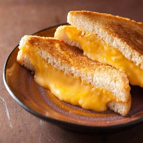 Grilled Cheese Sandwich Recipe: How to Make Grilled Cheese Sandwich