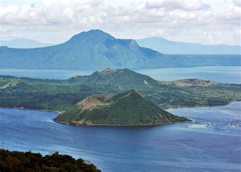 Taal Volcano | Taal Volcano is a complex volcano on the isla… | Flickr