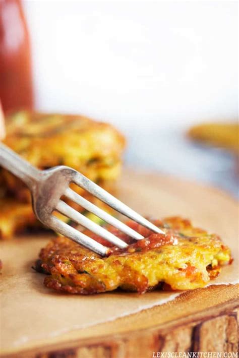 Tomato Basil Veggie Fritters with Spicy Tomato Sauce - Lexi's Clean Kitchen