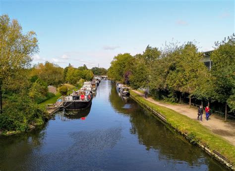 Grand Union Canal, England – Beyond the Bubble