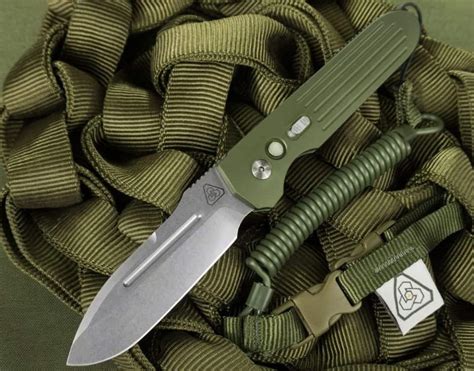 The 14 Best Automatic Knives (2023 Edition): Tomorrow's Switchblades