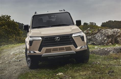 Model Debut: The Rugged All-New Lexus GX | U.S. News