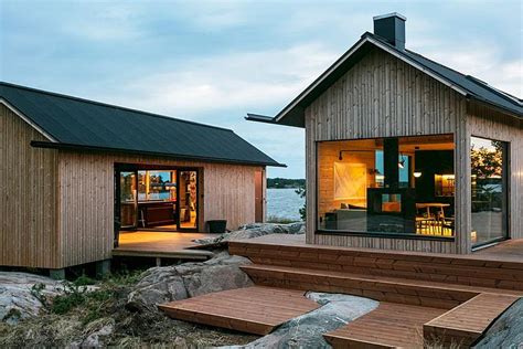 Scandinavian Style Contemporary Cabins Combine Awesome Views with ...