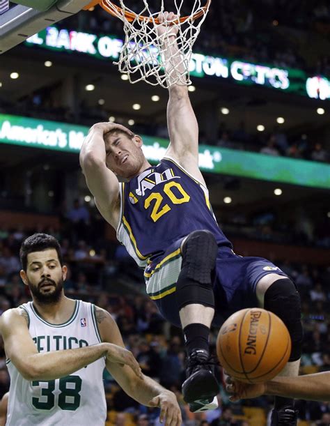 Download Gordon Hayward Jazz Slam Dunk Wallpaper | Wallpapers.com